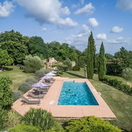 ベッド・アンド・ブレックファスト Au Mas Des Calmettes 4*