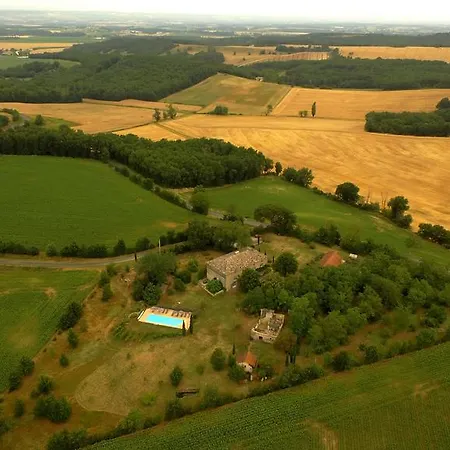 Au Mas Des Calmettes ベッド・アンド・ブレックファスト 4*