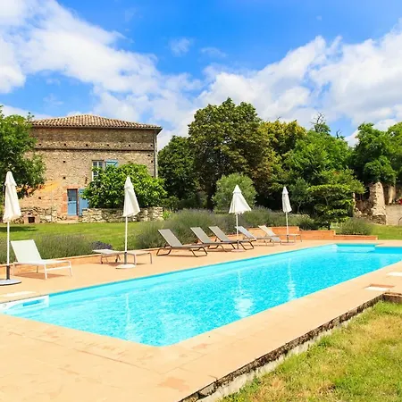 Bed & Breakfast Au Mas Des Calmettes 4*